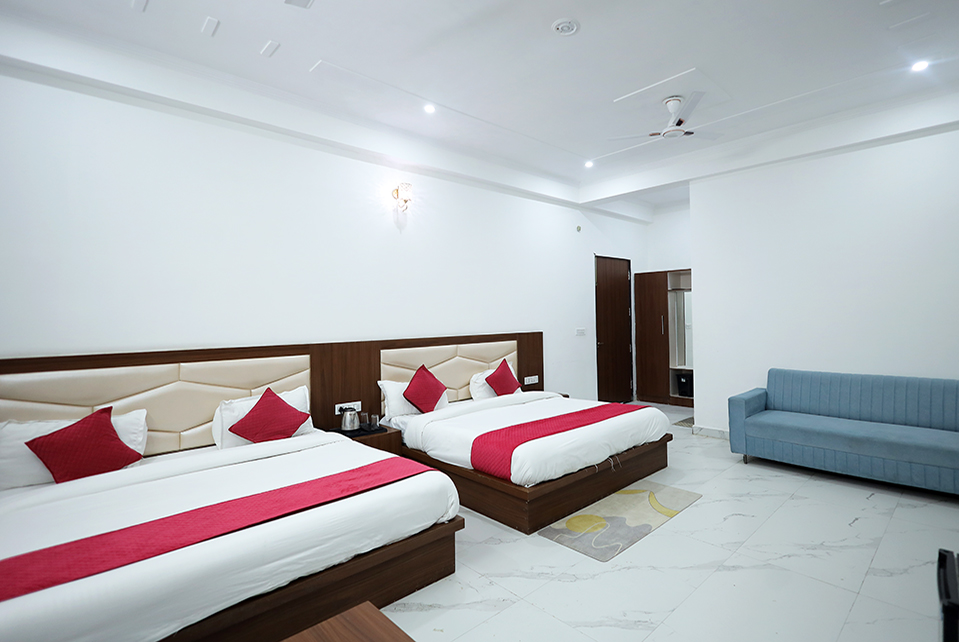 The Aghora Foods, Vrindavan
